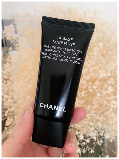 matifiante perfecting makeup primer